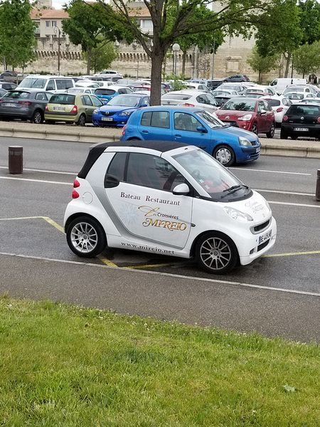 Smart car for Bateau Restaurant